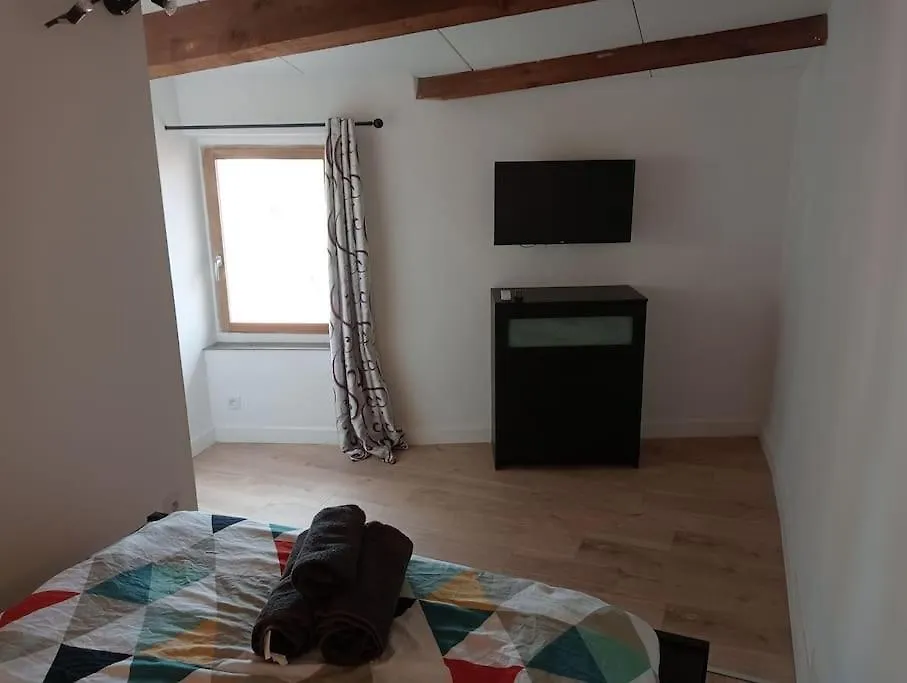 Petit Duplex Centre Medieval Hyeres France